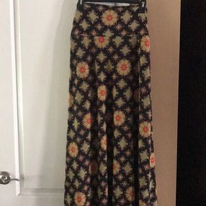 LuLaRoe maxi skirt
